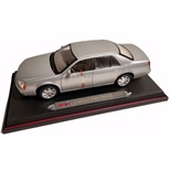 Maisto Cadillac 2000 DeVille DTS 1:18