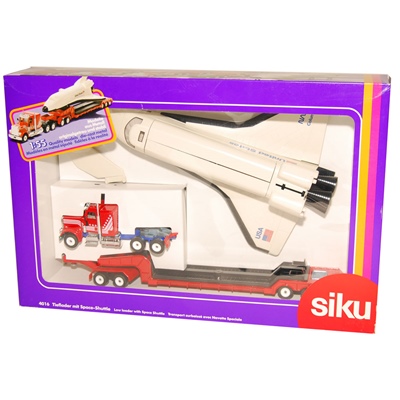 Siku Lastbil & Low Loader med Rymdfärjan Columbia 1:55, 4016SK