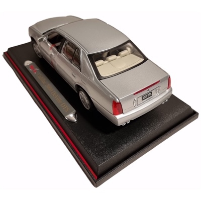 Maisto Cadillac 2000 DeVille DTS 1:18, 31877
