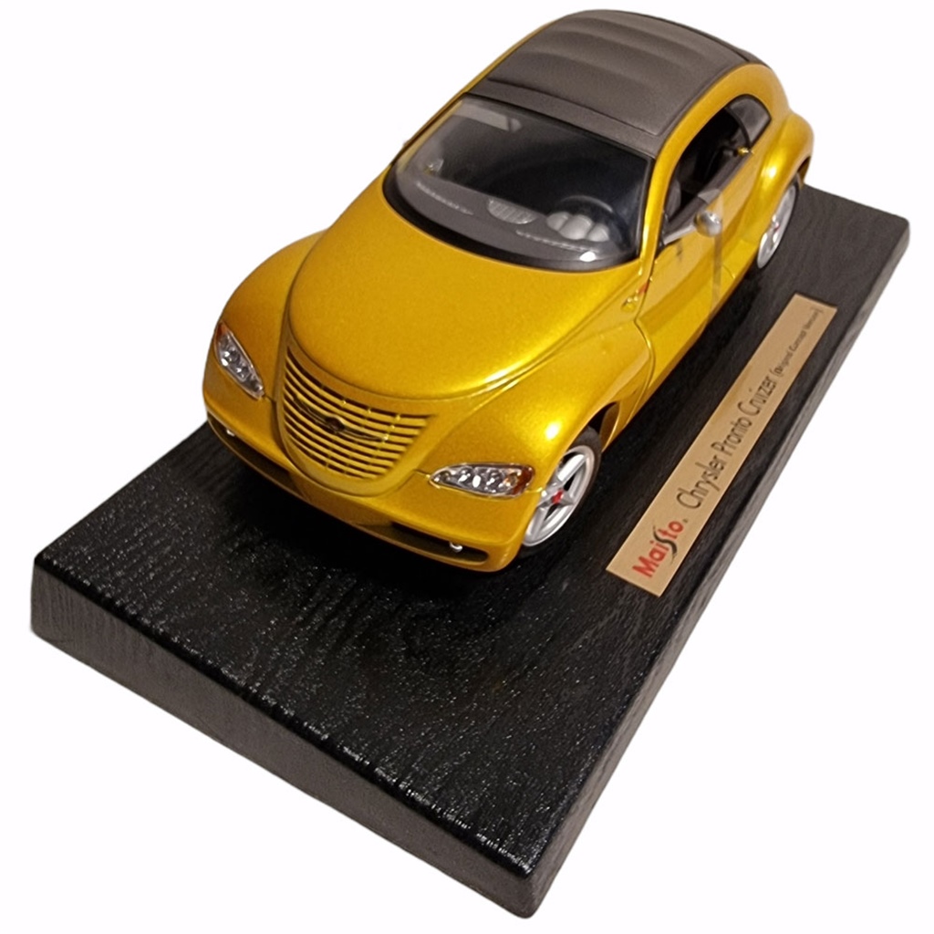Maisto Chrysler Pronto Cruizer OCV 1:18 - Hiko.se