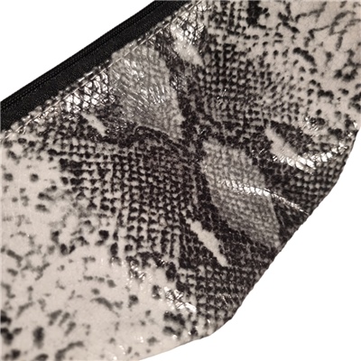 Pennfodral Trekantig Snake Vit, 7070398003221V